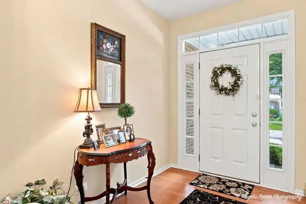 275 Firenze DR #275, Cary, IL 60013