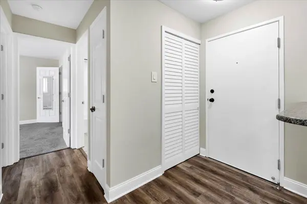 1577 Jill CT #108, Glendale Heights, IL 60139