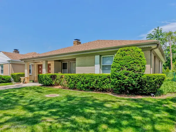 4936 Birchwood AVE, Skokie, IL 60077
