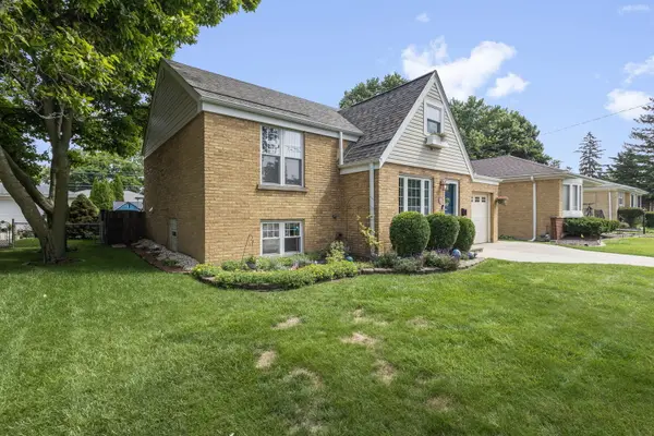 9024 30th ST, Brookfield, IL 60513