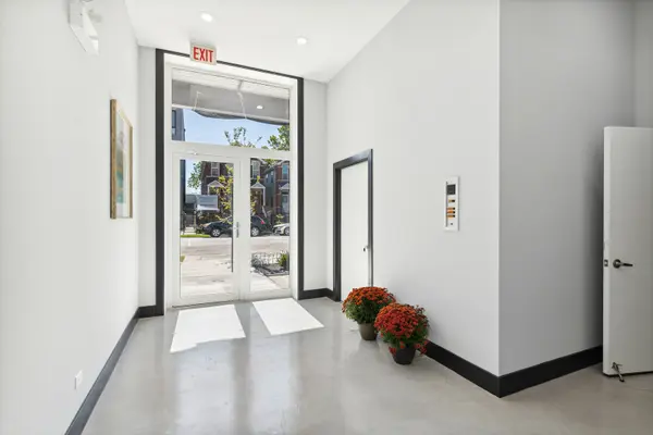 2342 W Adams ST #208, Chicago, IL 60612