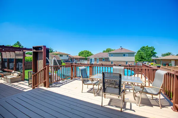 16624 Henry LN, Tinley Park, IL 60477