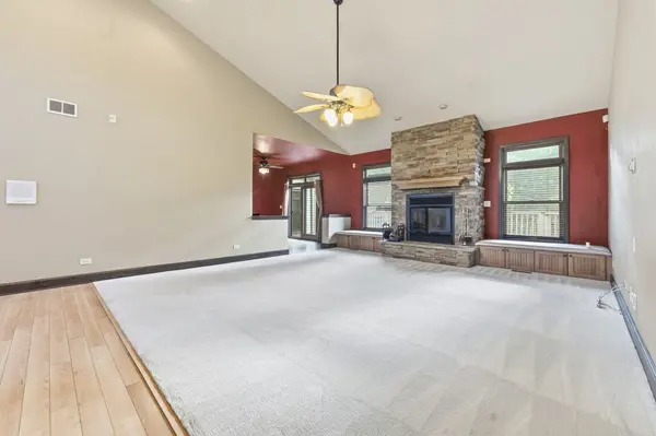 45 Burnette DR, Antioch, IL 60002