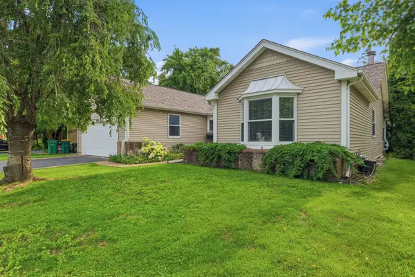 1020 Weeping Willow DR, Wheeling, IL 60090