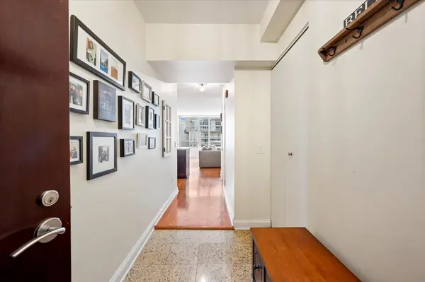 33 W Ontario ST #31C, Chicago, IL 60654