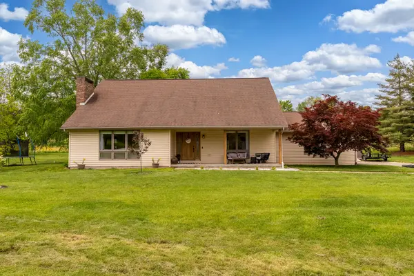 11499 LAURELWOOD LN, Carbondale, IL 62901