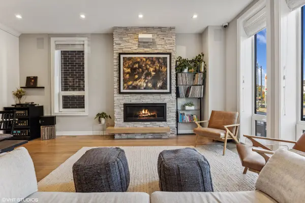 1545 W Diversey Pkwy #1, Chicago, IL 60614