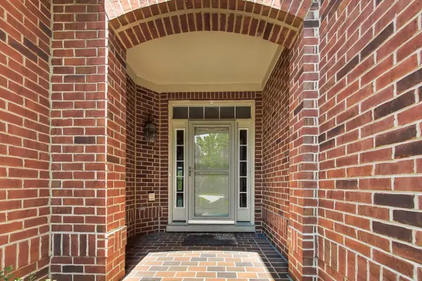 1022 Hickory DR, Western Springs, IL 60558