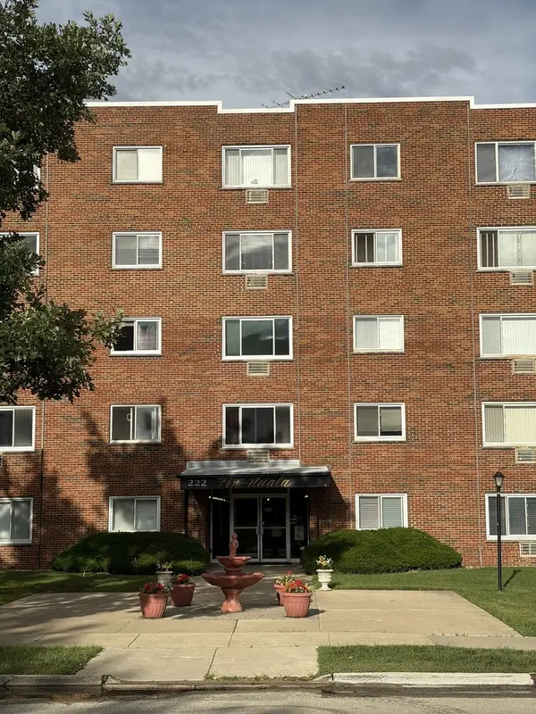 222 Madison ST #112, Joliet, IL 60435