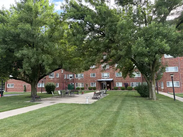 222 Madison ST #112, Joliet, IL 60435