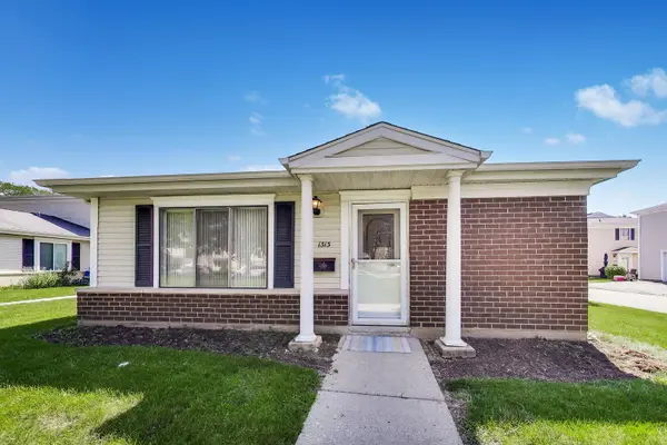 1313 cove DR #211A, Prospect Heights, IL 60070