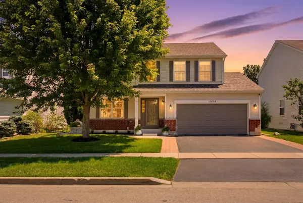1554 Fox Sedge TRL, Woodstock, IL 60098