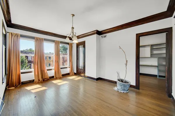 10645 S Prairie AVE, Chicago, IL 60628