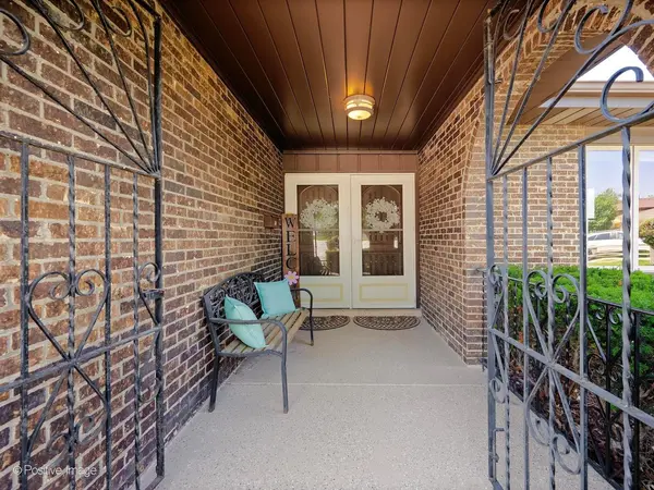 5940 W 125th PL, Alsip, IL 60803