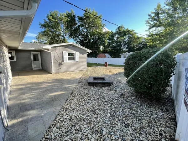 9 Hilltop DR, Streator, IL 61364