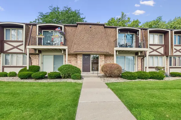 12750 Carriage LN #C2, Crestwood, IL 60418