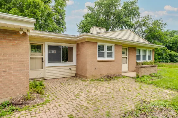 915 Safford AVE, Lake Bluff, IL 60044