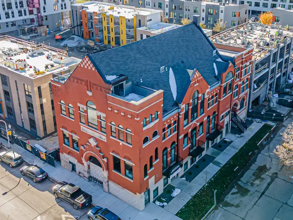 505 W Elm ST #1, Chicago, IL 60610