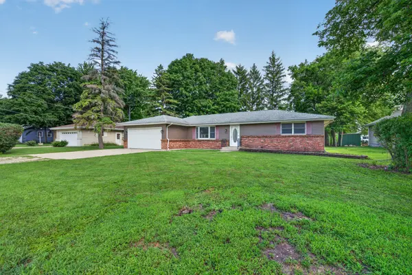 307 W Lincoln AVE, Gardner, IL 60424