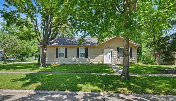 2014 Winchester DR, Champaign, IL 61821
