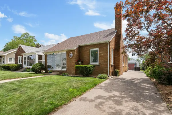 516 21ST AVE, Moline, IL 61265