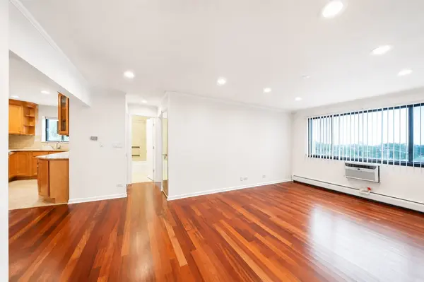 5306 N Cumberland AVE #521, Chicago, IL 60656