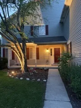 152 Village Creek DR #152, Lake In The Hills, IL 60156