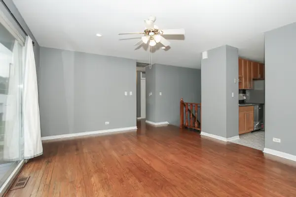 883 Hastings LN, Hanover Park, IL 60133