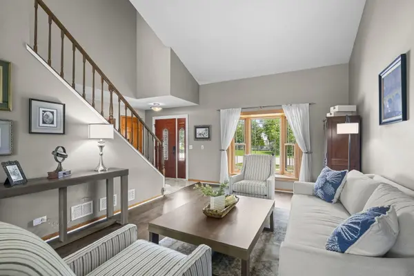 1177 Stanton RD, Lake Zurich, IL 60047
