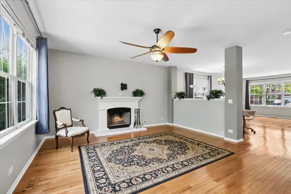 2589 Portage AVE, Wauconda, IL 60084