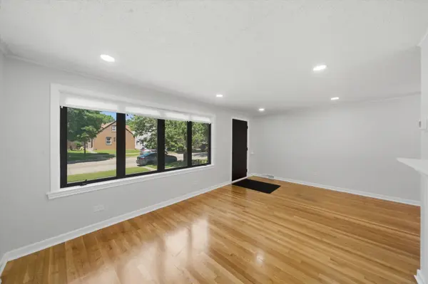 11149 S Green Bay AVE, Chicago, IL 60617