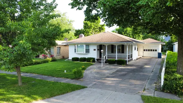 546 E Mulberry ST, Watseka, IL 60970