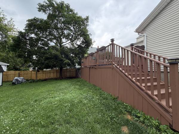 915 Julien ST, Belvidere, IL 61008