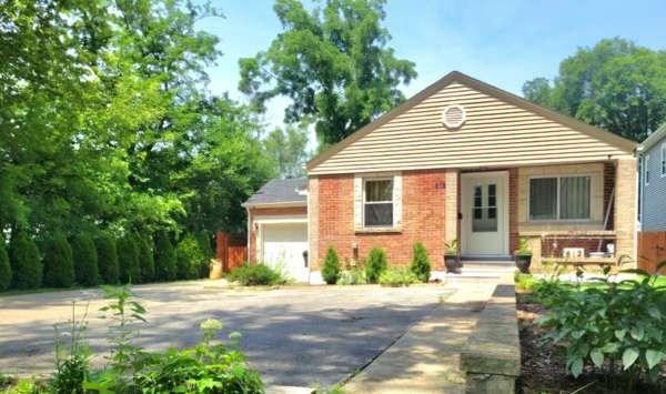 612 E PALATINE RD, Palatine, IL 60074