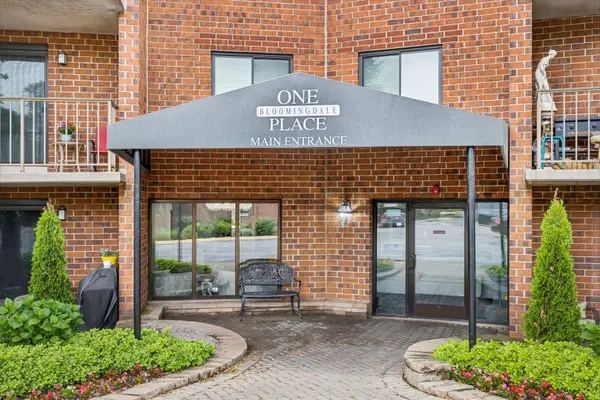 1 Bloomingdale PL #502, Bloomingdale, IL 60108