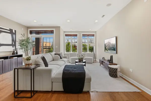 2936 N Lincoln AVE #3S, Chicago, IL 60657