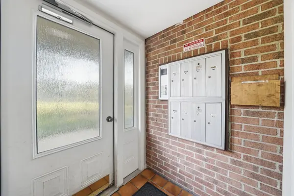 2204 Wharf DR #2306, Woodridge, IL 60517