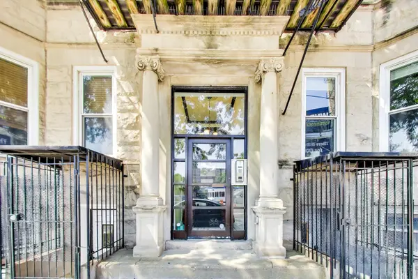 1060 W Lawrence AVE #2W, Chicago, IL 60640