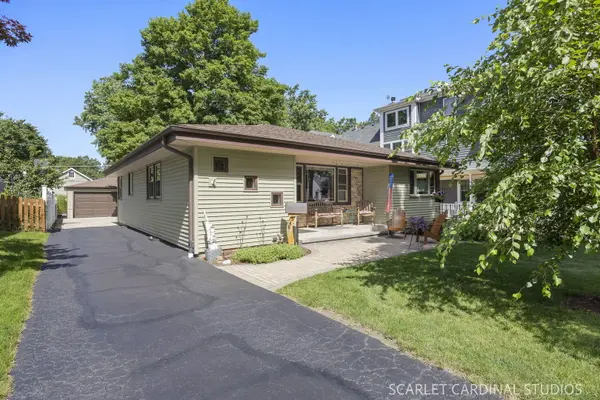 348 S Chase AVE, Lombard, IL 60148