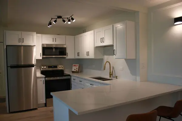 9701 Dee RD #4K, Niles, IL 60714