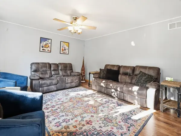 1314 Enborn DR, Joliet, IL 60431