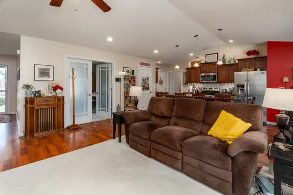 1305 Hillside CT, Carterville, IL 62918