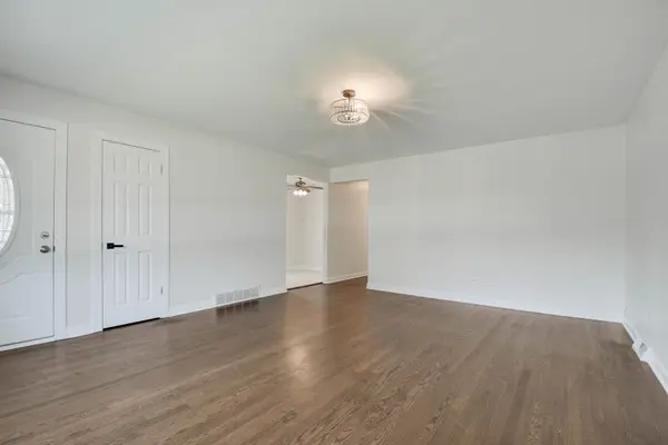 Address not disclosed, Worth, IL 60482