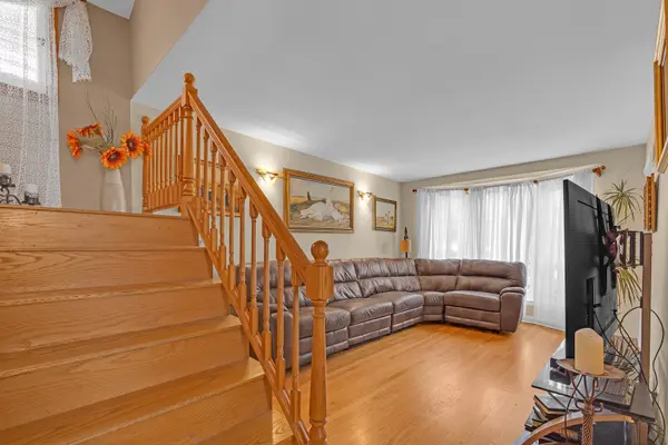 3448 N Oleander AVE, Chicago, IL 60634