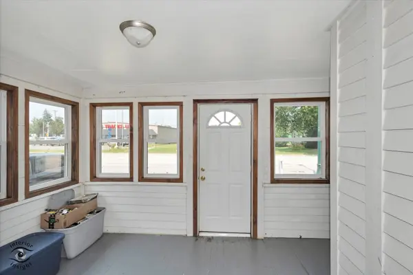 46 N Locust ST, Manteno, IL 60950