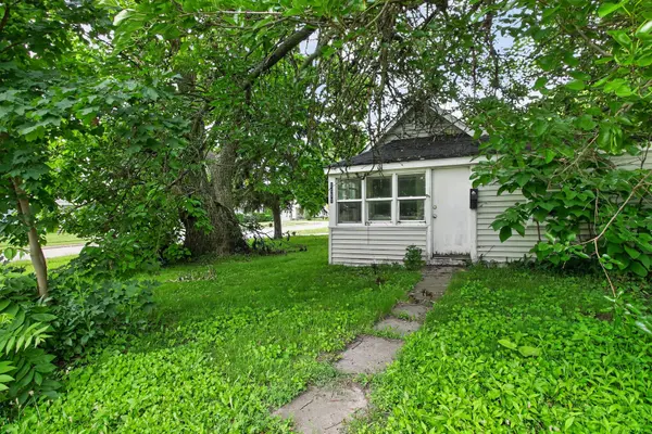 1155 S 7th ST, Dekalb, IL 60115