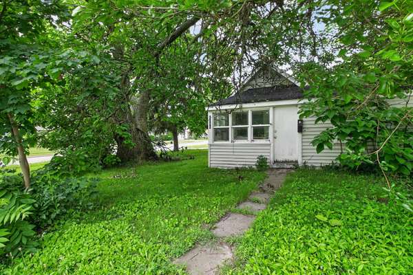 1155 S 7th ST, Dekalb, IL 60115