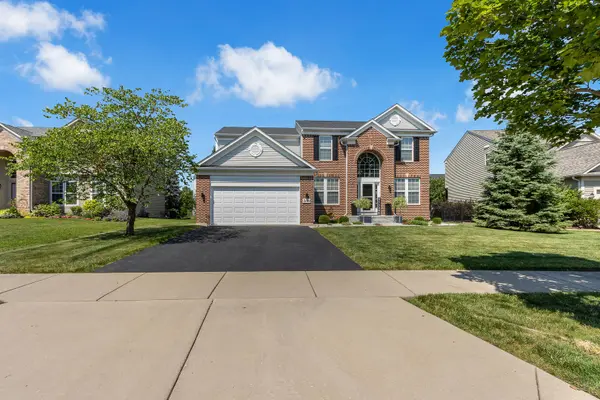 3109 Drury LN, Carpentersville, IL 60110