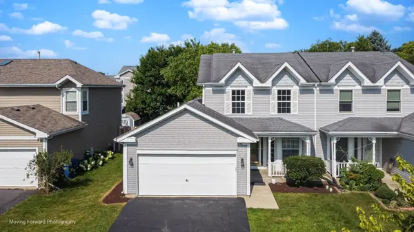 1008 Bentley LN, Bartlett, IL 60103