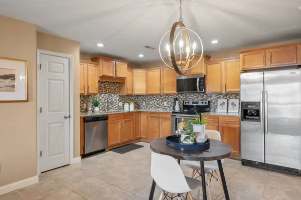 4189 Creek Hill DR #89, Bettendorf, IA 52722
